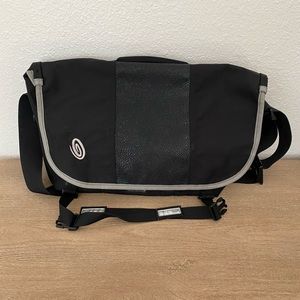 Timbuk2 Messenger Bag • Size Medium